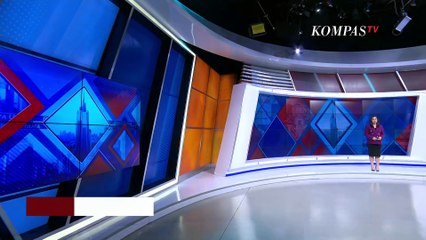 Upaya Damkar Surabaya Keluarkan Jari Balita yangTerjepit di Lubang Tiang Lampu Jalan