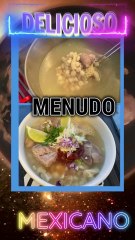 menudo blanco con carne de puerco.
