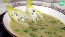 Potage aux chicons et roquefort