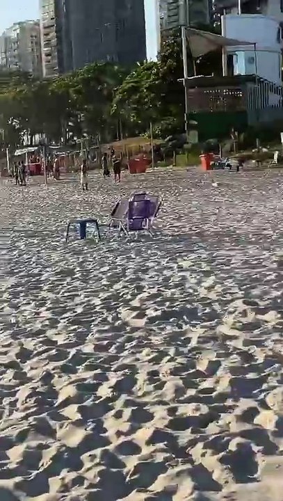 Dois homens foram baleados na Barra da Tijuca