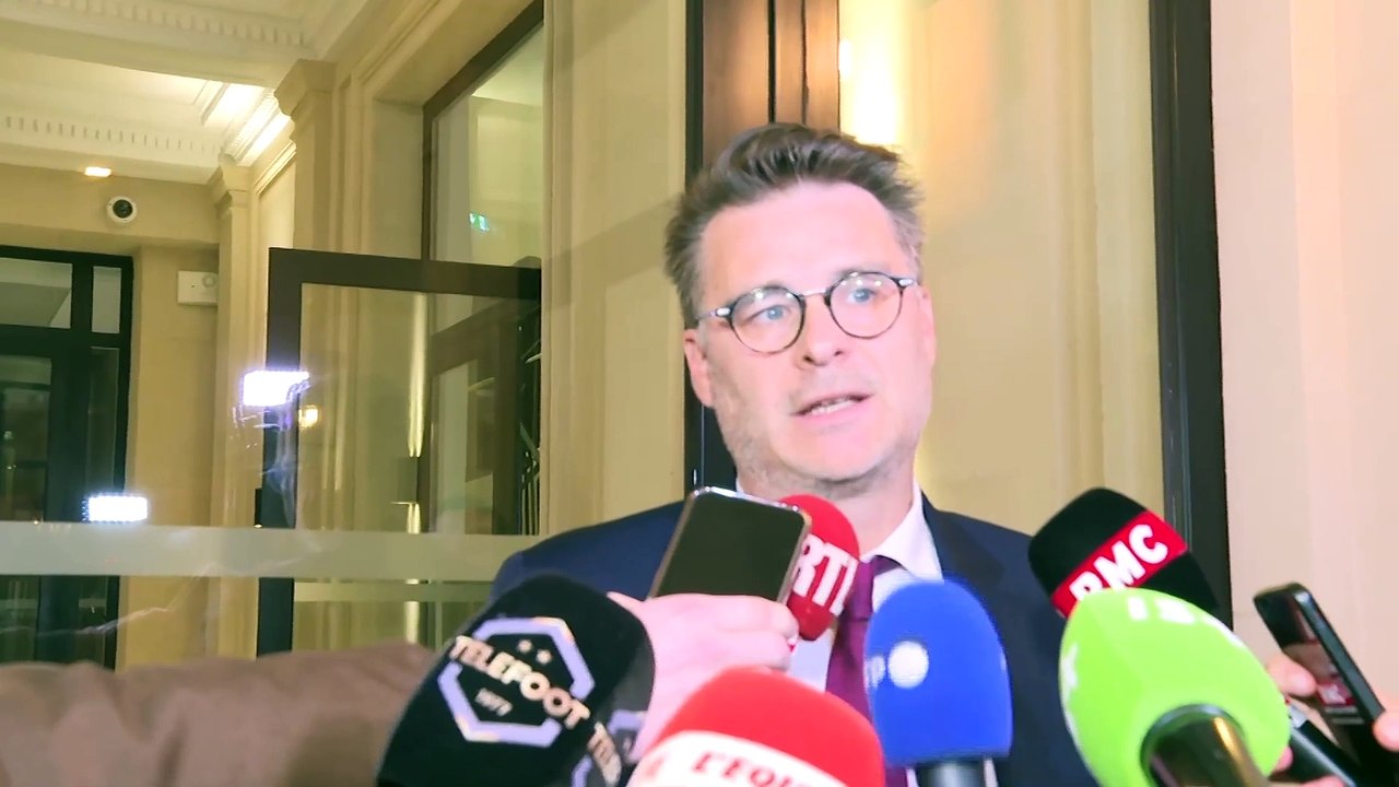 Longoria suspendu 15 matches ferme par la commission de discipline de la LFP - Foot - LFP