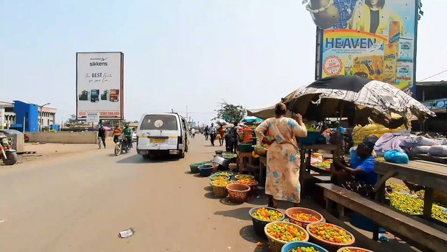 🇬🇭 EXPLORING ALONGSIDE THE REAL AFRICAN STREET IN WEST AFRICA (ACCRA, GHANA)