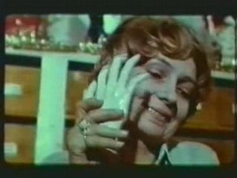 Le sadique aux dents rouges : Les dents de la mer