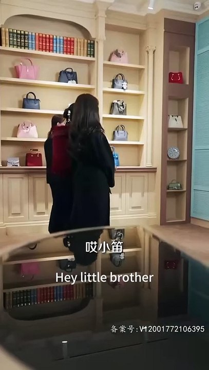 Flash Marriage with CEO – To save her sick father, she goes on a blind date and is humiliated, but a CEO steps in, falls for her instantly, and marries her on the spot. After marriage, he spoils her endlessly.