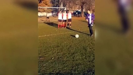 Frikik golüyle David Beckham'a nazire yaptı