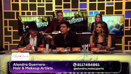 Deni y su mamá no se dejan de los comentarios del jurado