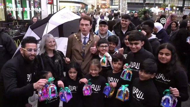 Londra'nın ünlü Coventry Caddesi 3'üncü kez ramazan için süslendi