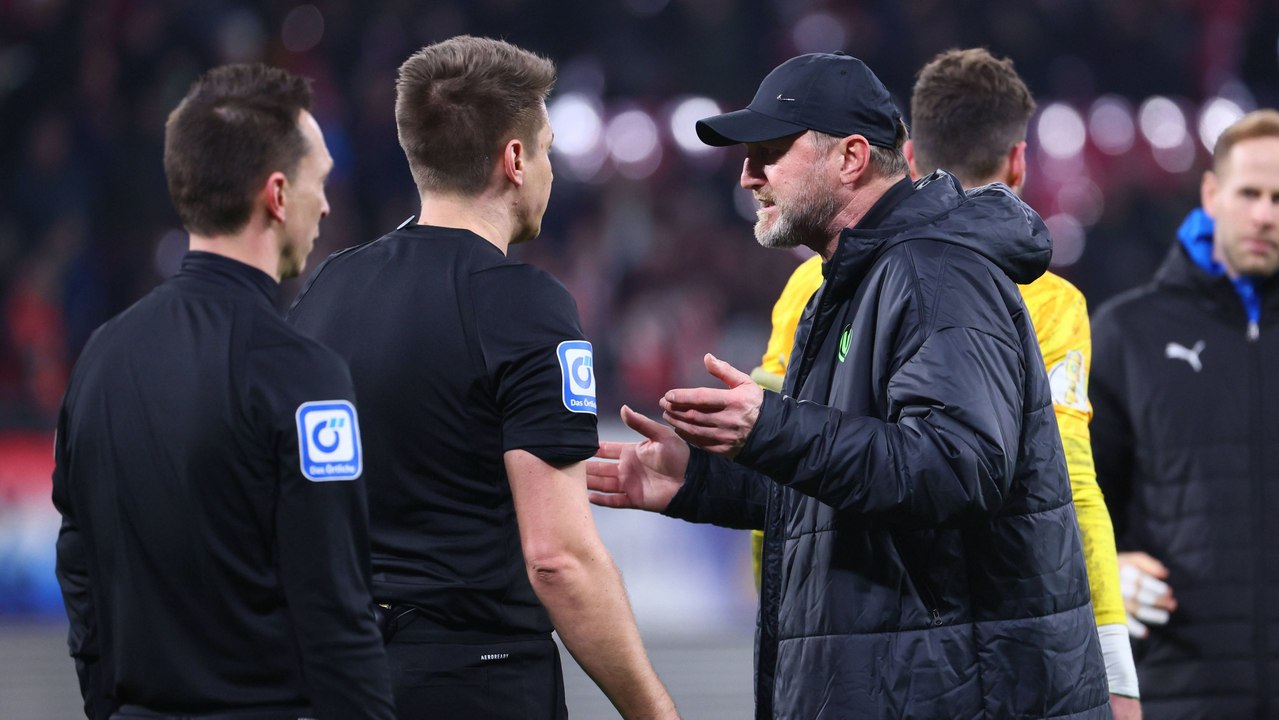 Hasenhüttl: 'Kann nicht akzeptieren, dass der VAR sich nicht einschaltet'