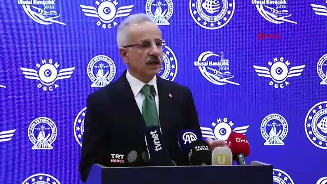 İstanbul - Bakan Uraloğlu: Aktif havalimanı sayımızı 58'den 60'a çıkaracağız