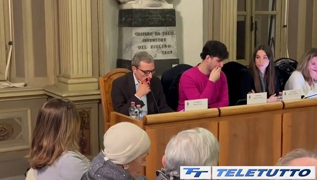 Video News - Salò revoca la cittadinanza a Mussolini