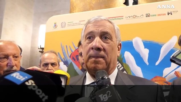 TajaniI: Prematuro parlare di truppe in Ucraina, prima la pace