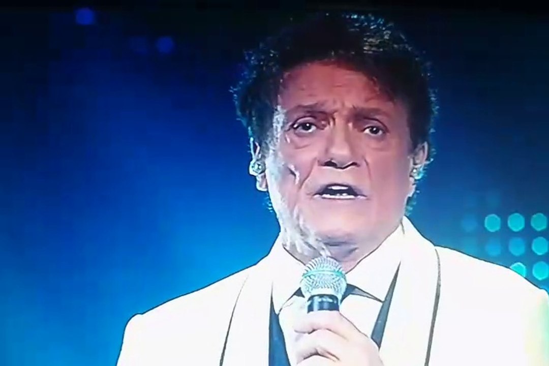 MASSIMO RANIERI TRA LE MANI UN CUOREFESTIVAL DI SANREMO 25 1 SERATA