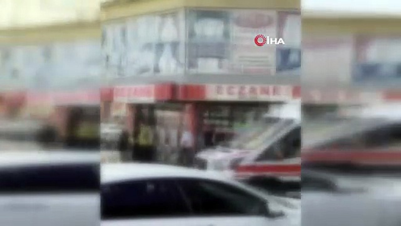 Hakkari'de taşlı ve sopalı kavga: 3 yaralı