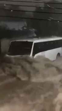 Severe Flooding Hits Peñuelas, Querétaro, Mexico 🌊🇲🇽