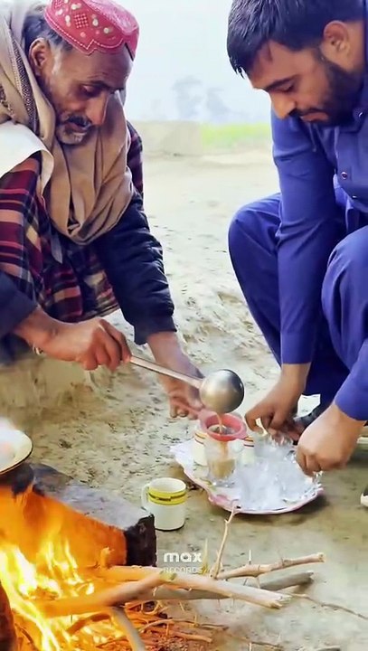 Village Life ❤ Tea Time ☕ Cool Weather   #maxrecords #villagelife #larkana #sindh #pakistan