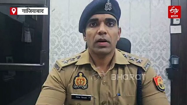 गाजियाबाद में आवारा कुत्तों को खाना खिलाने पर डॉग लवर महिला की पिटाई, आरोपी हिरासत में