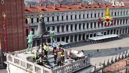 Vigili del fuoco, addestramento ad alta quota a Venezia