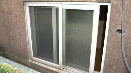 경찰, 변사자 금목걸이 훔친 검시 조사관 구속영장 신청 / YTN