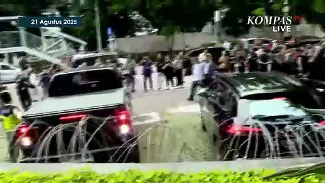 [FULL] Penampakan Mobil-Moge Sitaan KPK dalam OTT Wamenaker Immanuel Ebenezer