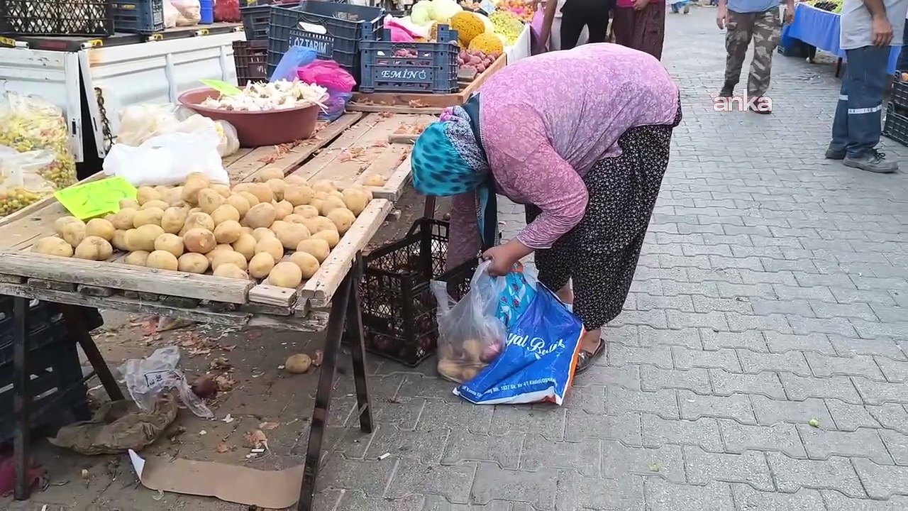 Pazara giden Osmaniyeli vatandaş: "Ben dökülenleri topluyorum param ile alamıyorum"