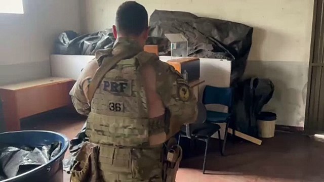 PRF estoura depósito e apreende grande quantidade de drogas em Cascavel