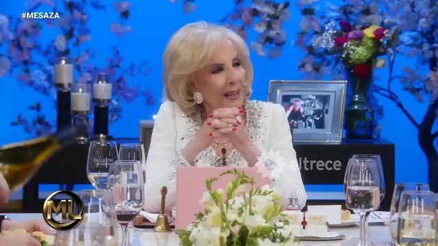 Martín Bossi confesó que debió ser operado dos veces de la garganta y que temió no volver a CANTAR