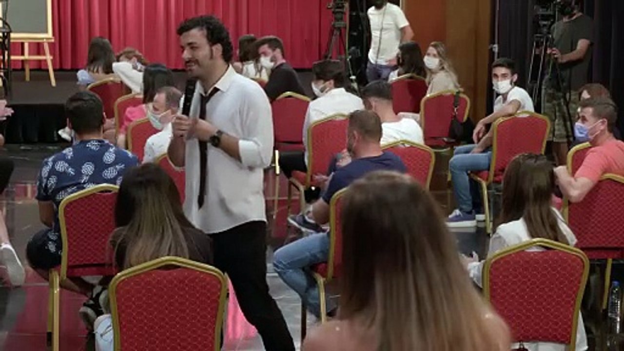 Konuşanlar 39. Bölüm izle