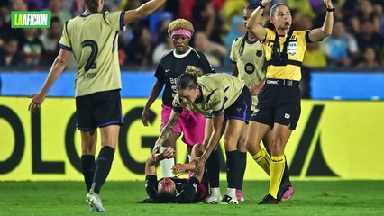 La brutal patada de Mapi León en el rostro de Charlyn Corral en el Duelo de Estrellas