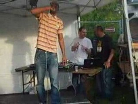 Linton Black show case HOMBLE records @ Herbe En Zik 08