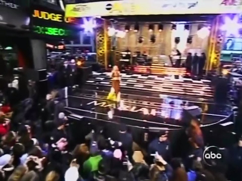 Mariah Carey - Shake It Off (Live At Good Morni...