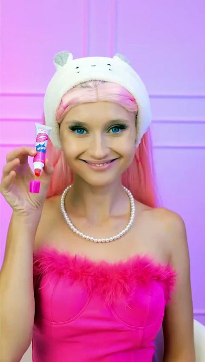 Unusual Cosmetics = Stunning Transformation! 💄✨