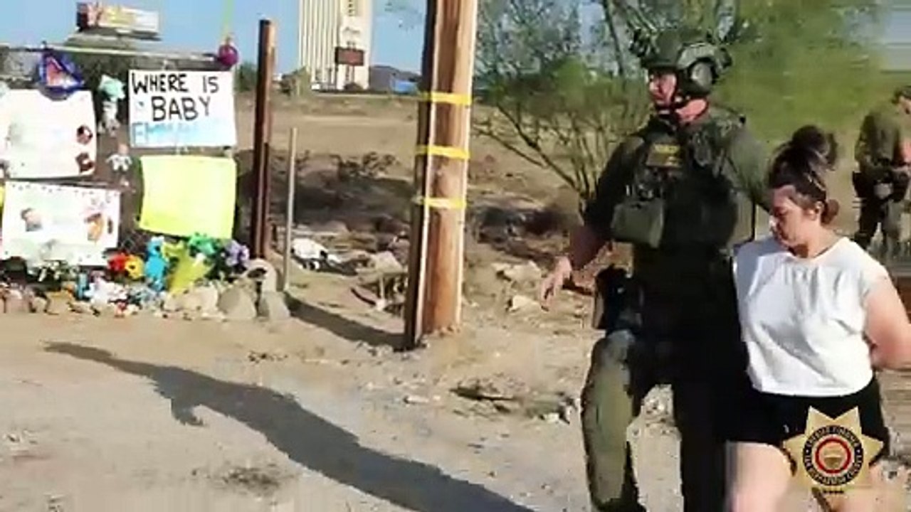 Un couple a été arrêté par la police en Californie, suspectés d'avoir tué leur bébé de 7 mois, Emmanuel, après avoir prétendu qu'il avait été enlevé dans un magasin de sport