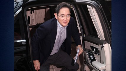 한미정상회담 경제사절단 동행...재계 총수들 출국길 / YTN