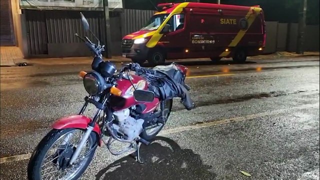 Motociclista fica ferido em colisão com carro na Rua Manaus