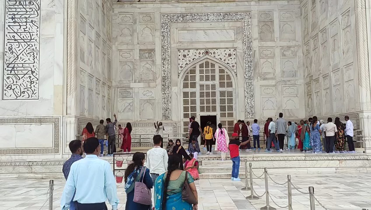 Taj Mahal front view 😍 in India