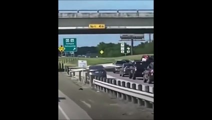 Charger des planches n'importe comment dans sa voiture... oups