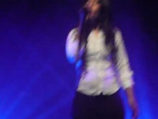 Amel Bent Pardonnez moi + Compliquée + Last Night Lyon 9mai