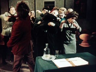 Люди и манекены 2 серия.