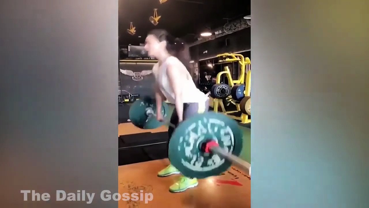 Sana Khan Belly Dance Video With Her New Boyfriend