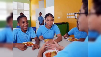 Arroz, pollo y frutas: menú del Inabie para inicio de año escolar 2025
