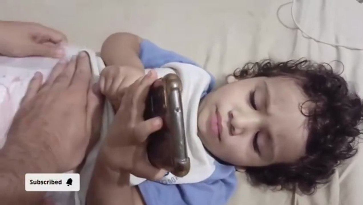 Loaded diaper changing scene😂