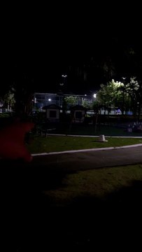 Vídeo: Moradores alegam falta de iluminação em praça recém-inaugurada em Cajazeiras