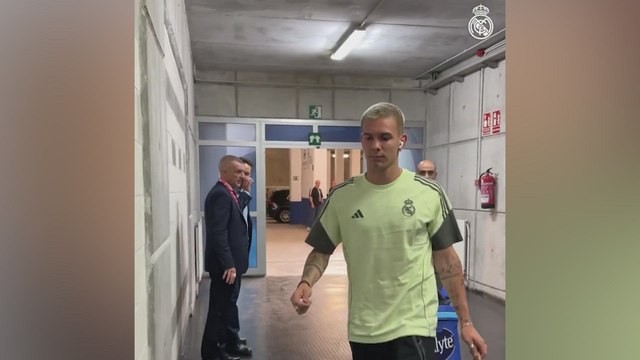 La cara de Vinicius al entrar al Carlos Tartiere: vean y juzguen ustedes mismos