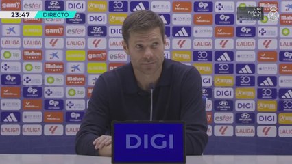 Xabi Alonso y su emotivo momento con Cazorla