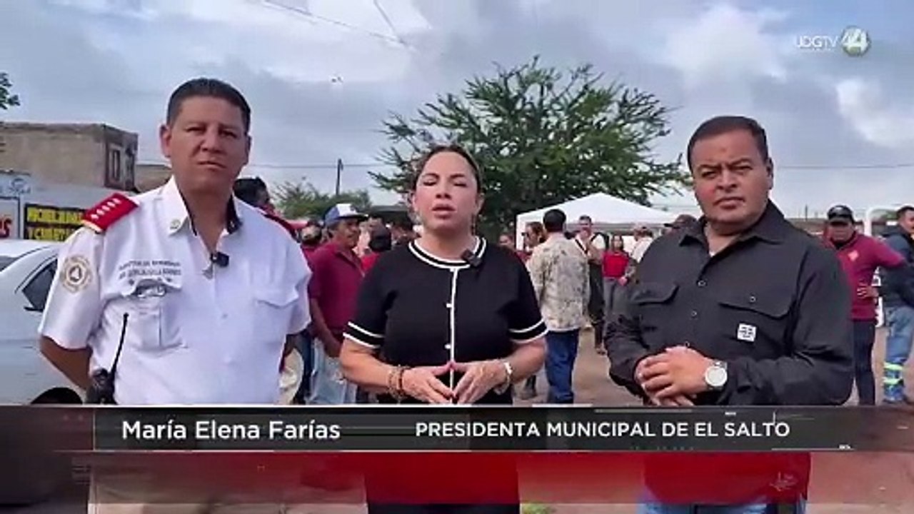 Entregan apoyos a afectados por inundaciones en El Salto