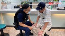 高雄95歲老翁疑遭詐連續提領現金 警銀聯手攔阻（民眾提供）