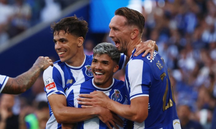 Liga Portugal : William Gomes et le FC Porto continuent leur parcours parfait