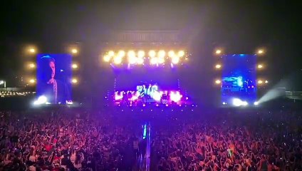 Highlights of Kings of Leon's performance at Victorious Festival 2025