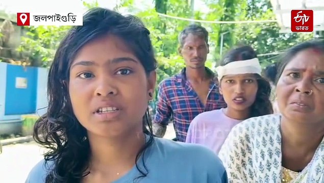 নাগরাকাটায় চা বাগানে পিকআপ ভ্যান উলটে মৃত 3, আহত 22