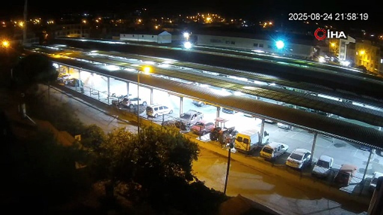 Balıkesir'de 6.1’in Ardından En Büyük Artçı! Sındırgı 4.8’le Sarsıldı